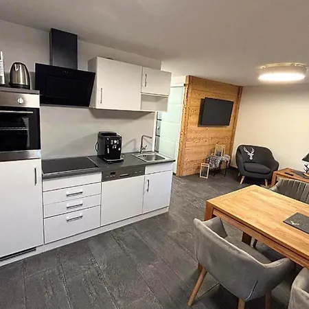 Alpinzeit Apartament *